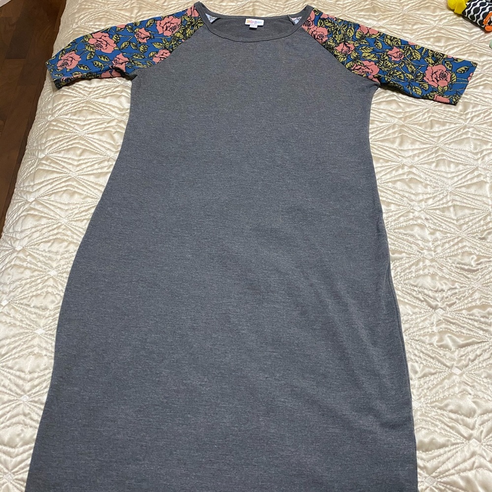 Dress size large, VGUC